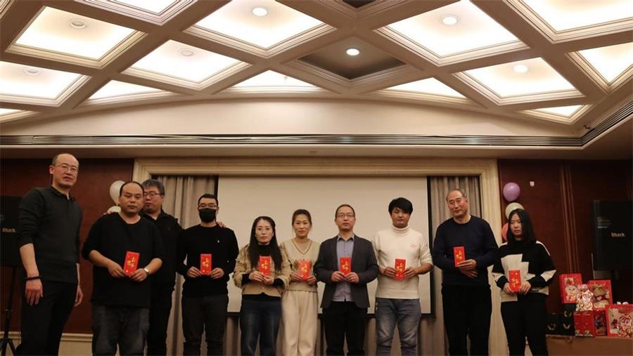 勇毅進(jìn)取，順風(fēng)飛揚(yáng) | 2023年 藍(lán)鵬測控年會(huì)  一路相隨獎(jiǎng)